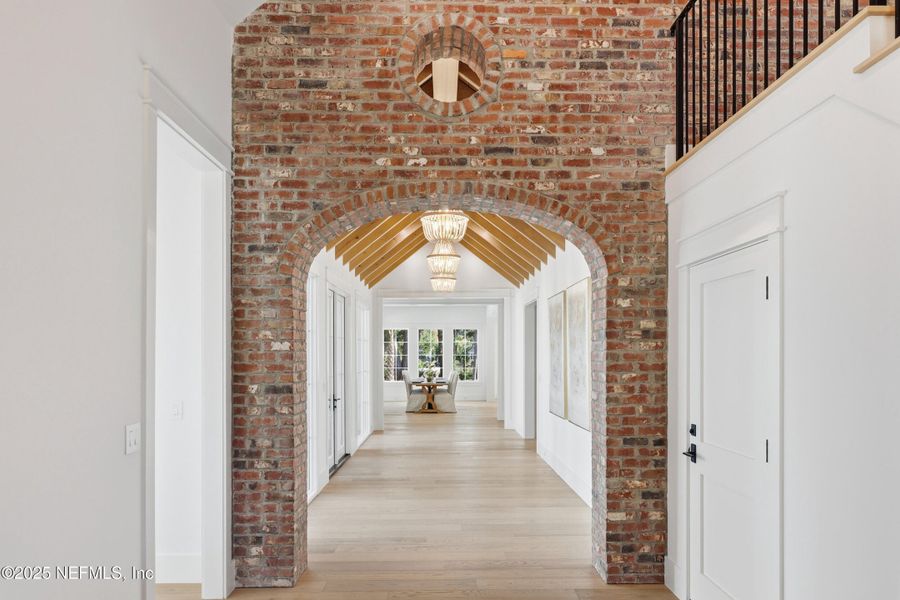 Spacious, unfurnished interior of a new home in , Ponte Vedra (Image 24).