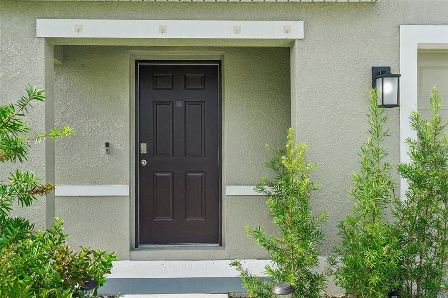 Exterior details and patio area of a home in Ridgewood, Riverview (Image 2).