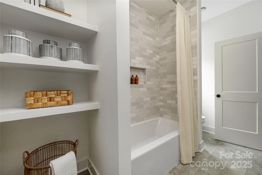 Image 39 of a home in .