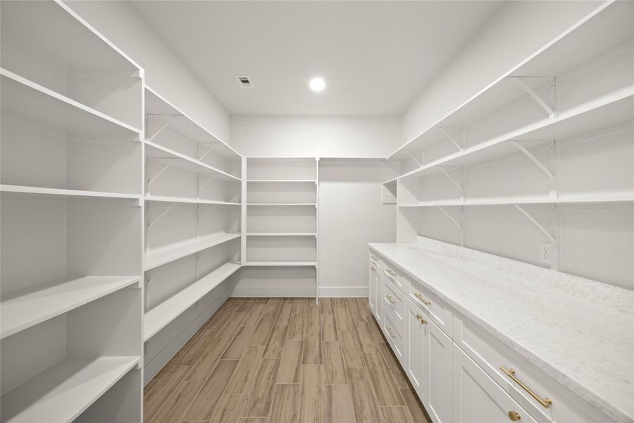 Spacious, unfurnished interior of a new home in , Dayton (Image 35). Spacious, unfurnished interior of a new home in , Dayton (Image 35).