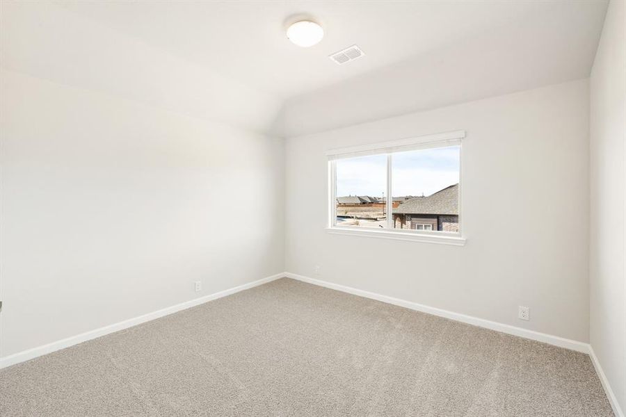 Spacious, unfurnished interior of a new home in Georgetown at Kings Fort, Kaufman (Image 24).