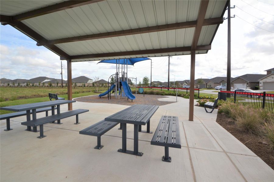 Community amenities in Wall Street Village, Richmond (Image 47).