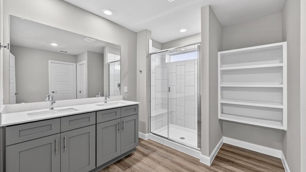 Furnished interior view inside a new home in Sandstone Estates, Granbury (Image 9).