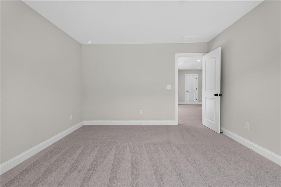 Spacious, unfurnished interior of a new home in , Loganville (Image 47).