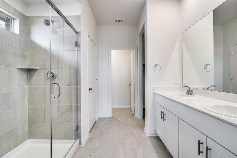 Furnished interior view inside a new home in River Ridge, Crandall (Image 6).