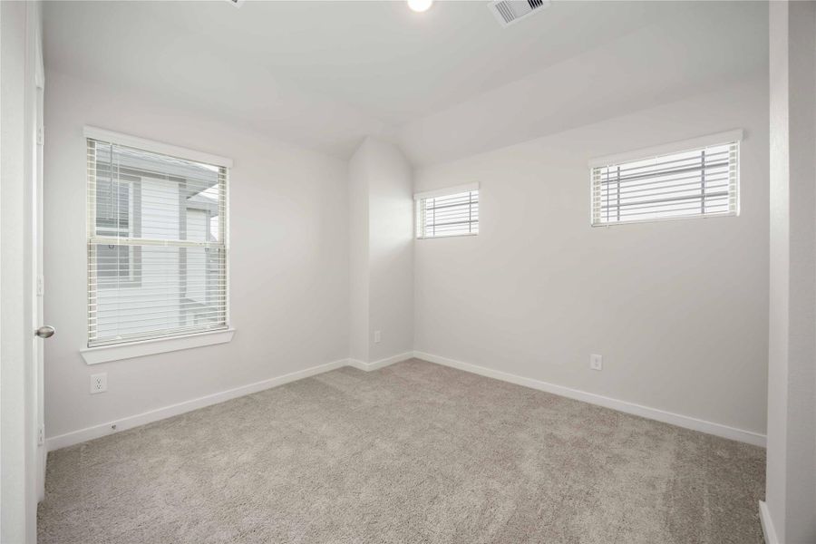 Spacious, unfurnished interior of a new home in Granger Pines, Conroe (Image 24). Spacious, unfurnished interior of a new home in Granger Pines, Conroe (Image 24).