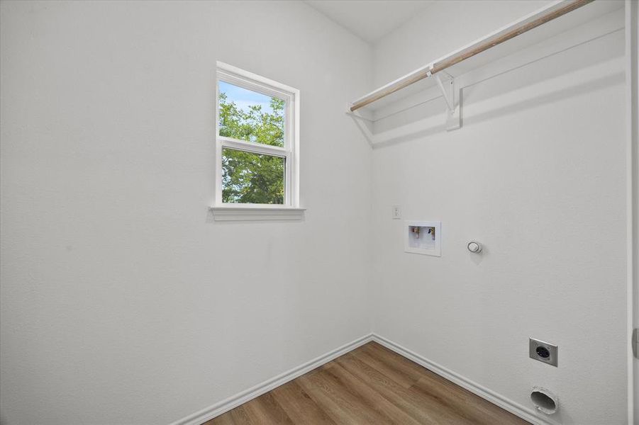 Spacious, unfurnished interior of a new home in , West Tawakoni (Image 20). Spacious, unfurnished interior of a new home in , West Tawakoni (Image 20).