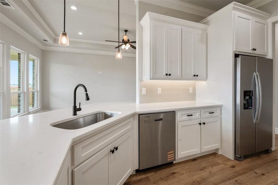 Furnished interior view inside a new home in , Mabank (Image 9).