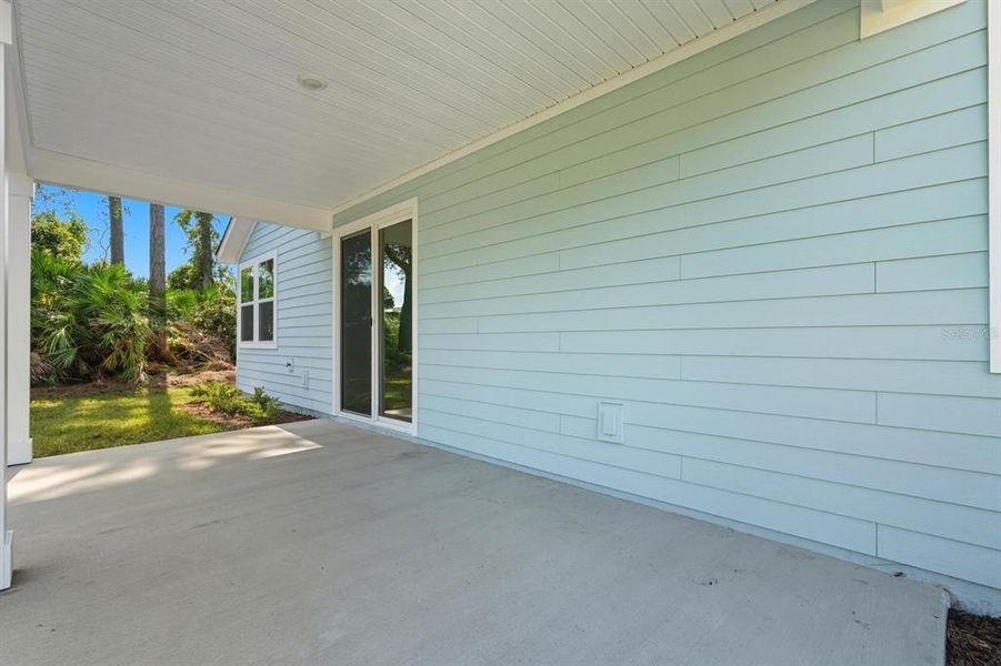 Exterior details and patio area of a home in Palm Coast Homes, Palm Coast (Image 30).