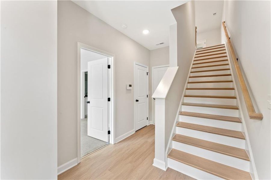 Spacious, unfurnished interior of a new home in East Park Village, Kennesaw (Image 19).