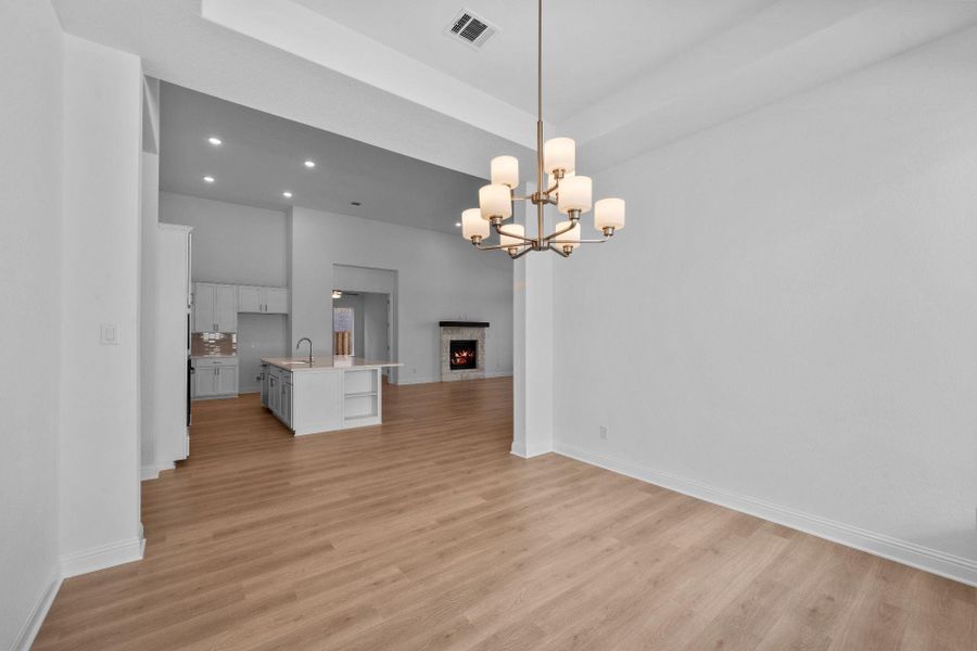 From Dining to Kitchen