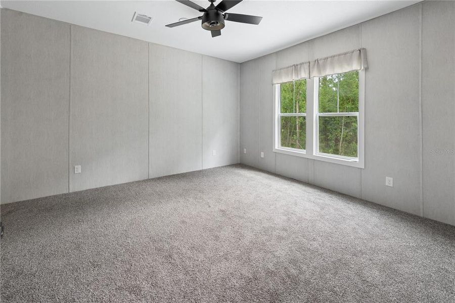 Spacious, unfurnished interior of a new home in , Starke (Image 19).