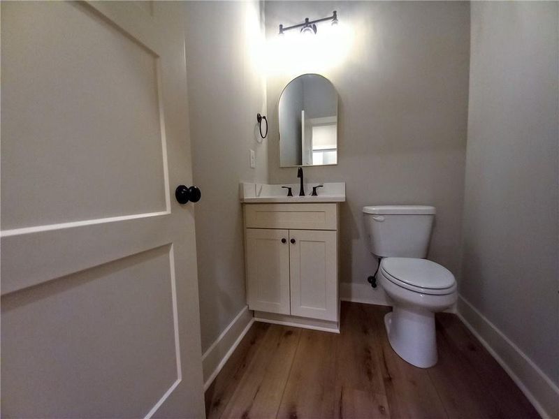 Furnished interior view inside a new home in , Temple (Image 13).