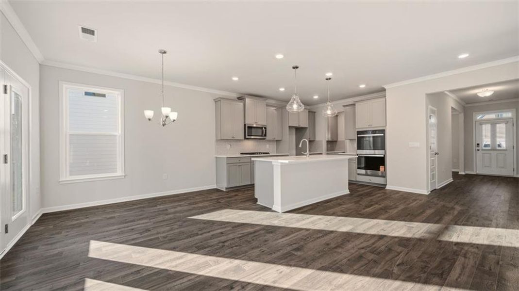 Furnished interior view inside a new home in Water Oak Estates, Lawrenceville (Image 7).