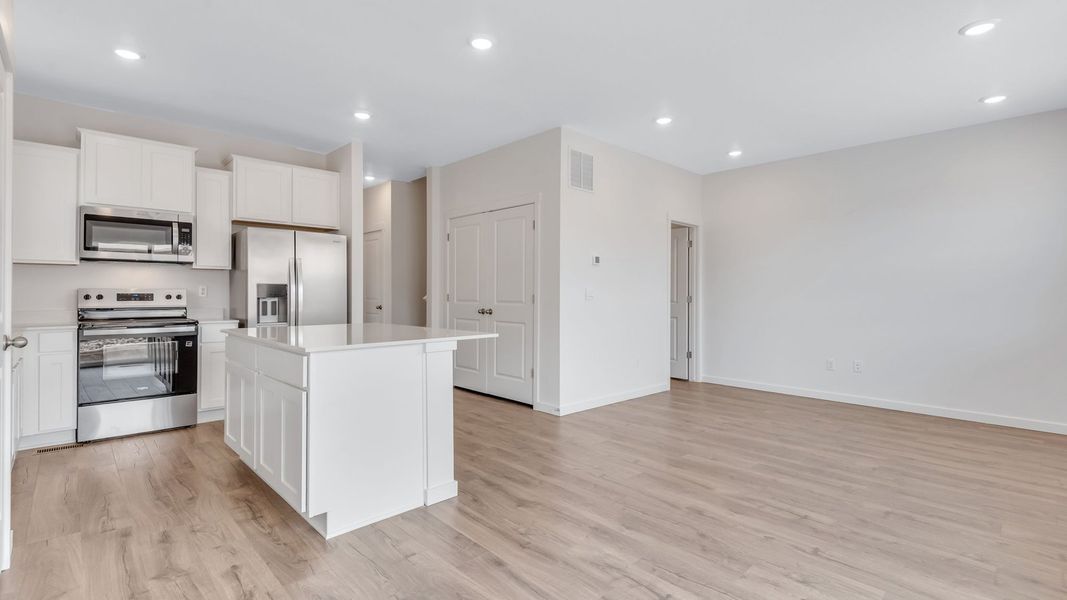 Furnished interior view inside a new home in Ellston Park, Colorado Springs (Image 9).