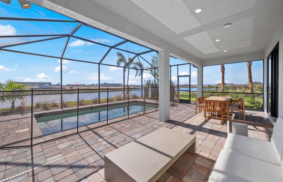 Ideal indoor/outdoor space in your new home