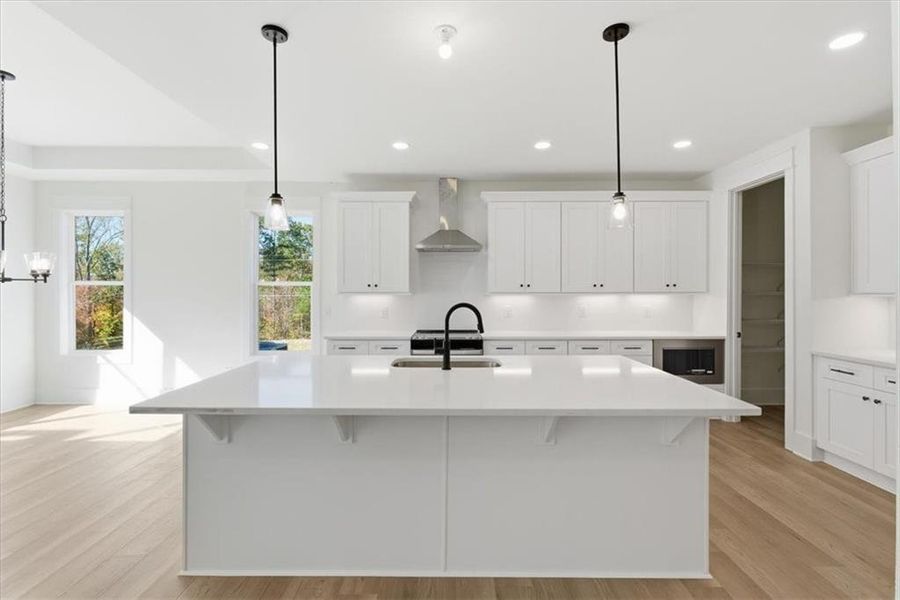 Furnished interior view inside a new home in , Waleska (Image 8).