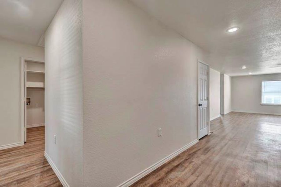Spacious, unfurnished interior of a new home in , Fort Worth (Image 13).
