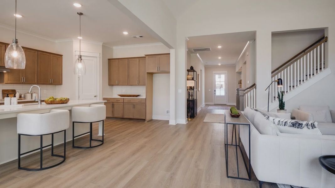 Kitchen, dining, and living areas close by for convenience