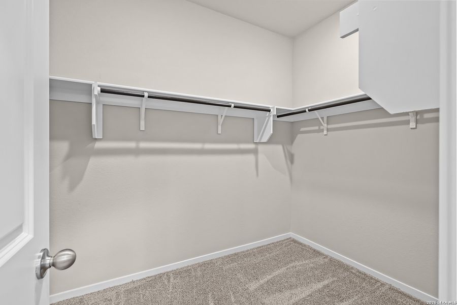 Spacious, unfurnished interior of a new home in Garden Grove, San Antonio (Image 33).