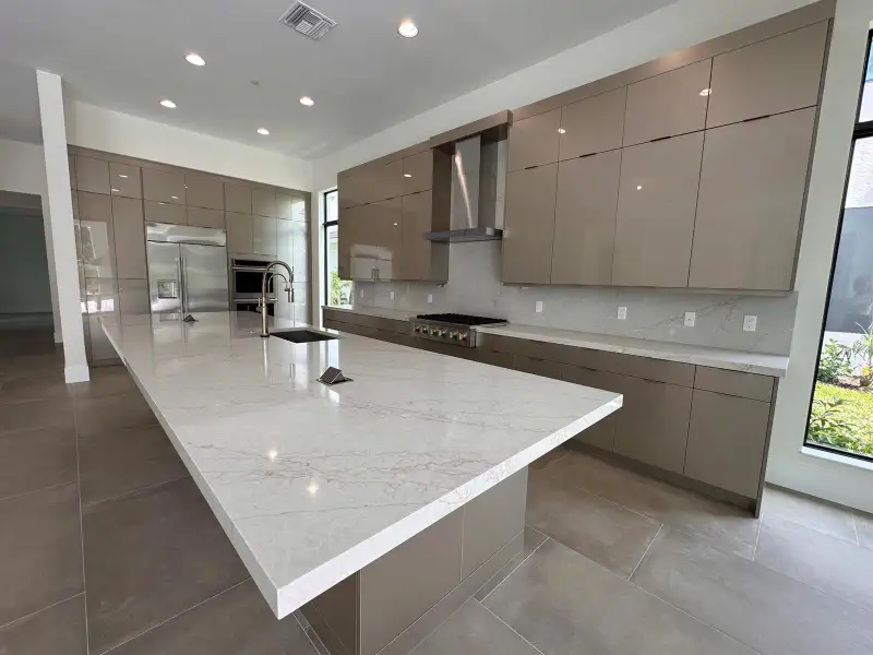 Lot 5 Kitchen 2 Lot 5 Kitchen 2