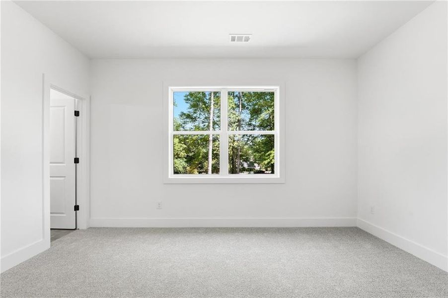 Spacious, unfurnished interior of a new home in , Marietta (Image 35).