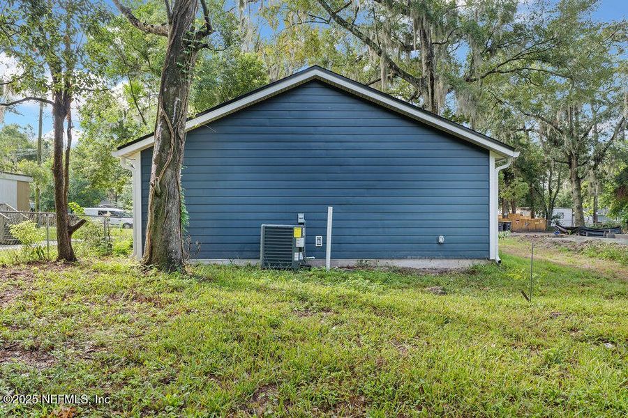 Image 23 of a home in . Image 23 of a home in .