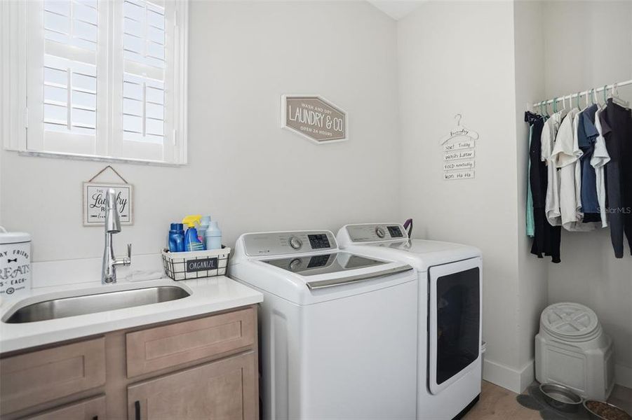 Close-up of interior finishes inside a home in , Weeki Wachee (Image 21).