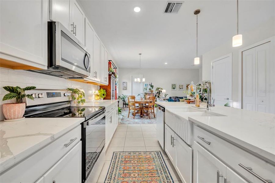 Furnished interior view inside a new home in , Oviedo (Image 16).