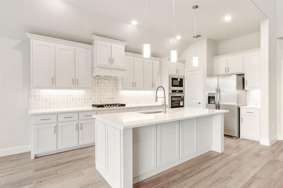 Furnished interior view inside a new home in Terracina, Rockwall (Image 7).