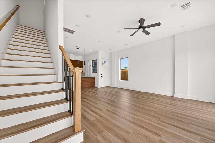 Spacious, unfurnished interior of a new home in , Houston (Image 39).
