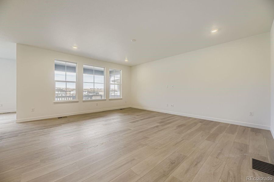Spacious, unfurnished interior of a new home in Ken-Caryl Ranch, Littleton (Image 11). Spacious, unfurnished interior of a new home in Ken-Caryl Ranch, Littleton (Image 11).