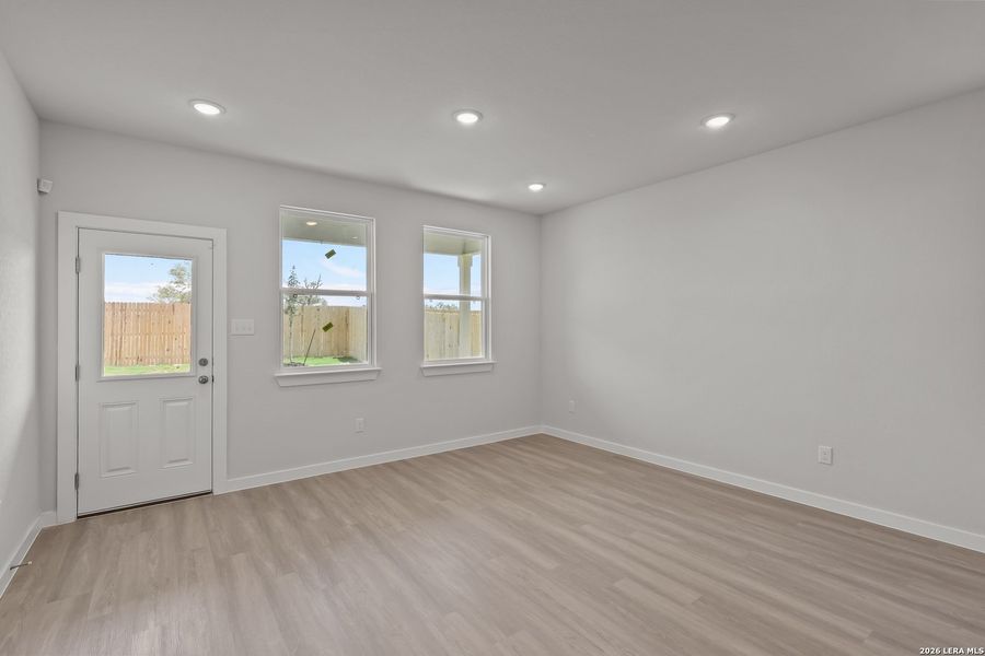 Spacious, unfurnished interior of a new home in Garden Grove, San Antonio (Image 28). Spacious, unfurnished interior of a new home in Garden Grove, San Antonio (Image 28).