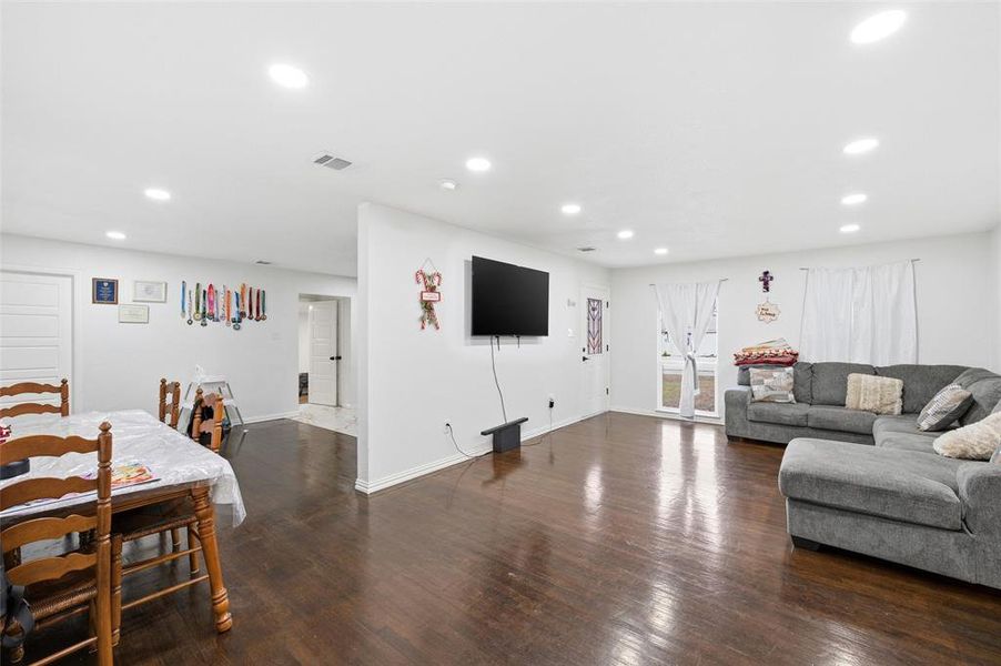 Furnished interior view inside a new home in , Hillsboro (Image 24).