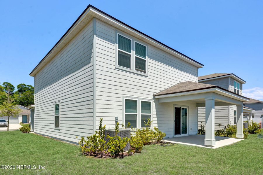 Exterior details and patio area of a home in , Jacksonville (Image 27).