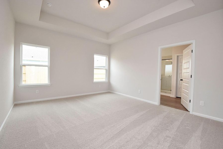 Spacious, unfurnished interior of a new home in Fulshear Lakes, Fulshear (Image 18).