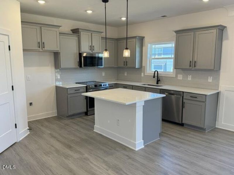 Kitchen 1