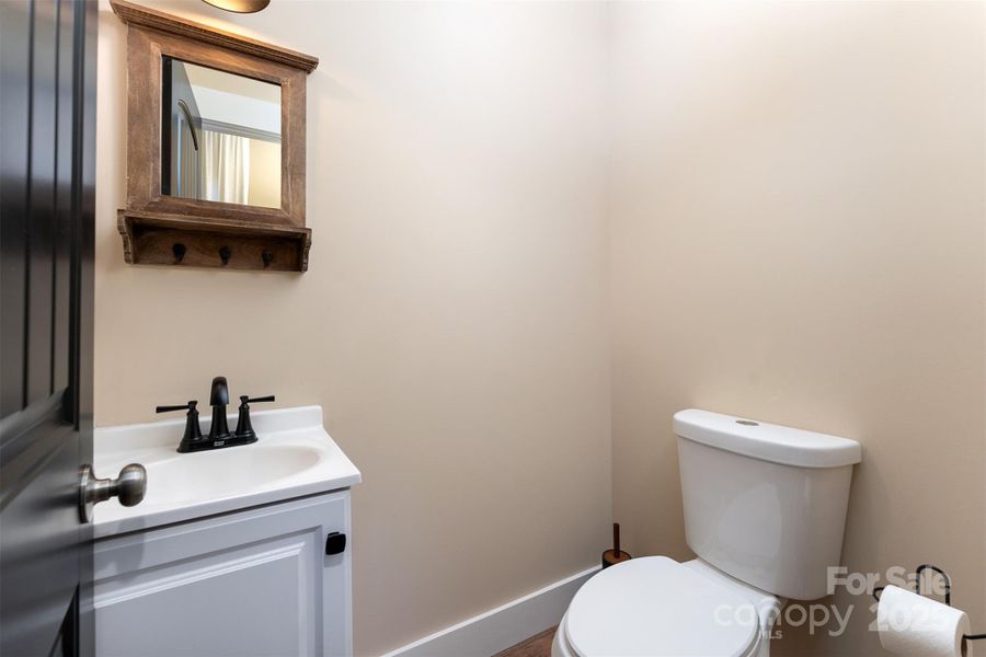 Image 47 of a home in .