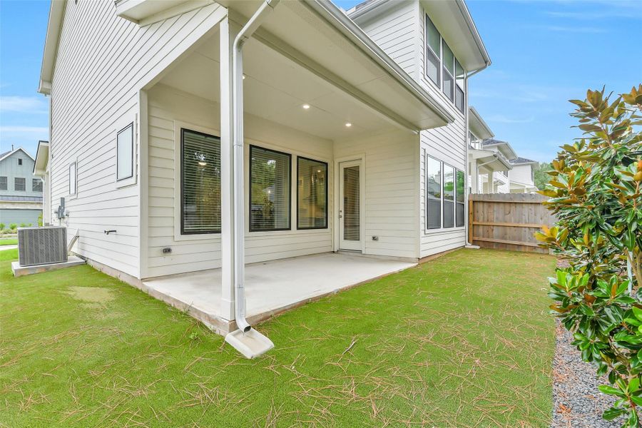 Exterior details and patio area of a home in Summer Place  35', Montgomery (Image 4).