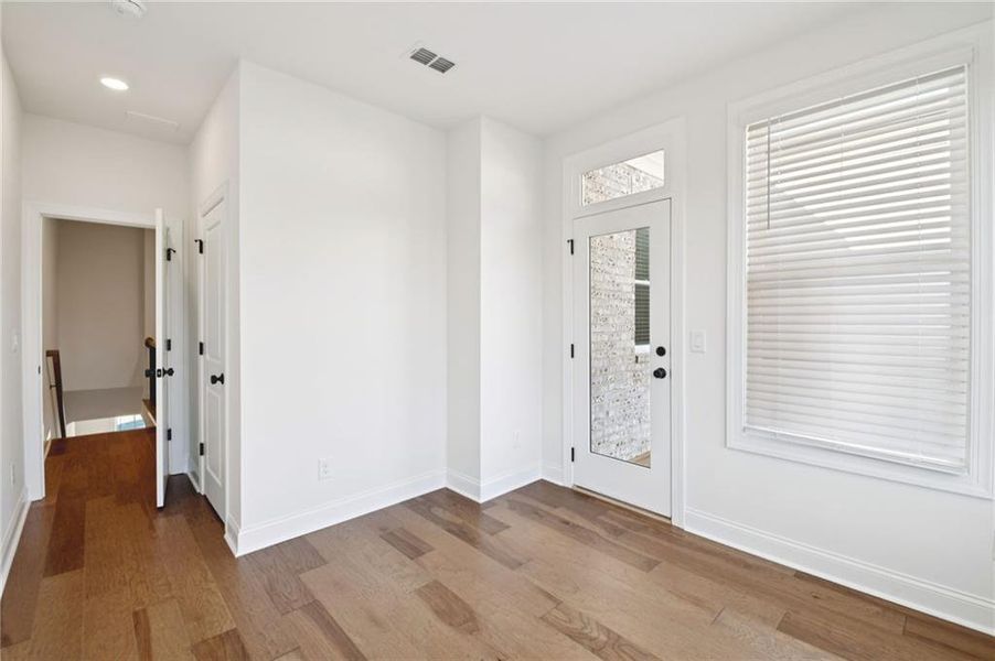Spacious, unfurnished interior of a new home in Ward's Crossing Townhomes, Johns Creek (Image 60).