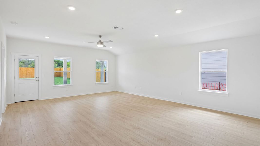 Spacious, unfurnished interior of a new home in Trails at Wildhorse, Austin (Image 13). Spacious, unfurnished interior of a new home in Trails at Wildhorse, Austin (Image 13).
