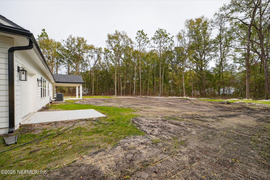 Exterior details and patio area of a home in , Middleburg (Image 24).