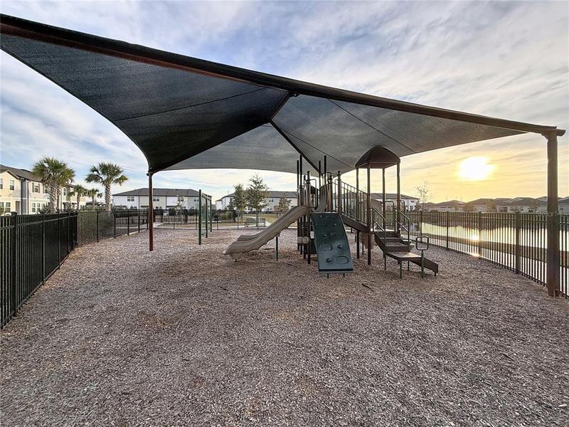 Community amenities in , St. Cloud (Image 15).