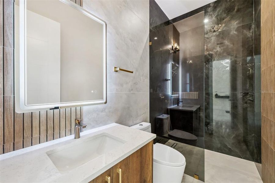 Image 25 of a home in .