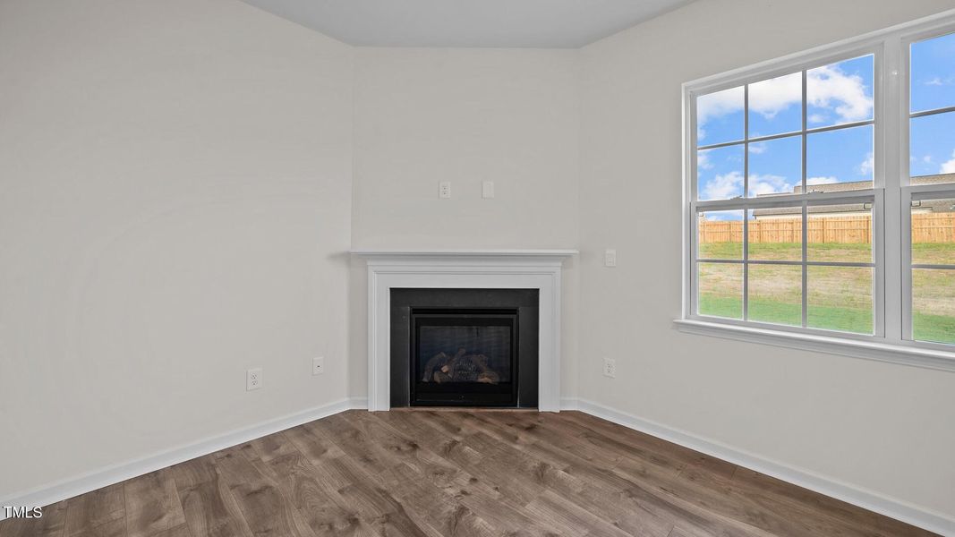 1121 Middlecrest Drive 1121 Middlecrest Drive