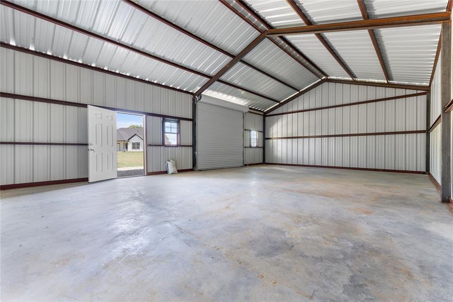Spacious, unfurnished interior of a new home in , Cumby (Image 15). Spacious, unfurnished interior of a new home in , Cumby (Image 15).