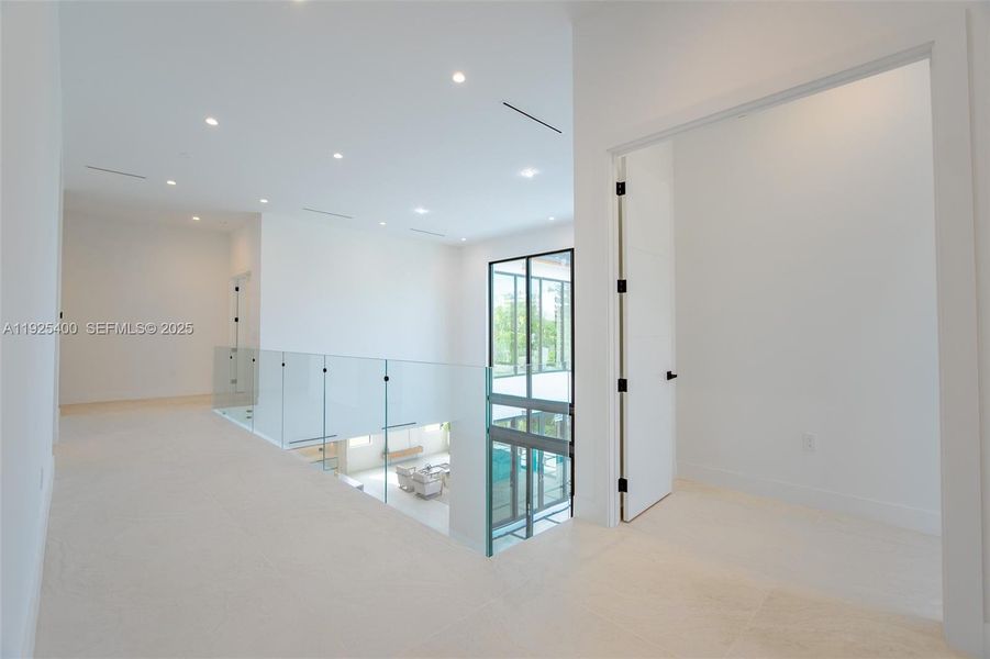 Spacious, unfurnished interior of a new home in , Pinecrest (Image 25). Spacious, unfurnished interior of a new home in , Pinecrest (Image 25).