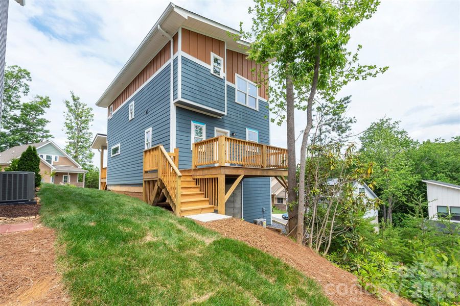 Great small back yard