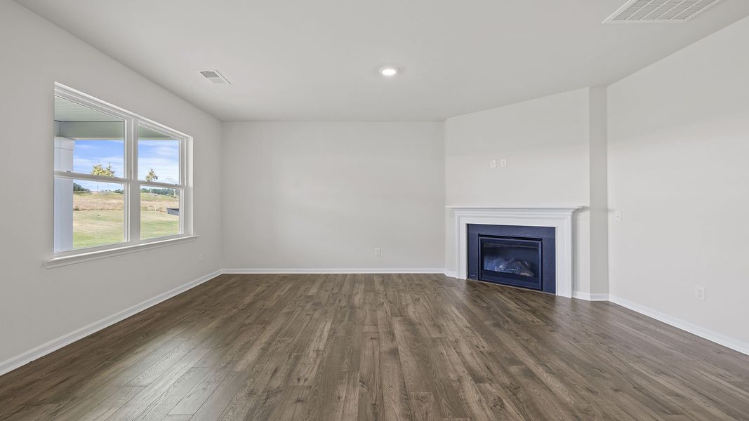 Spacious, unfurnished interior of a new home in Spring Ridge, Anderson (Image 21).
