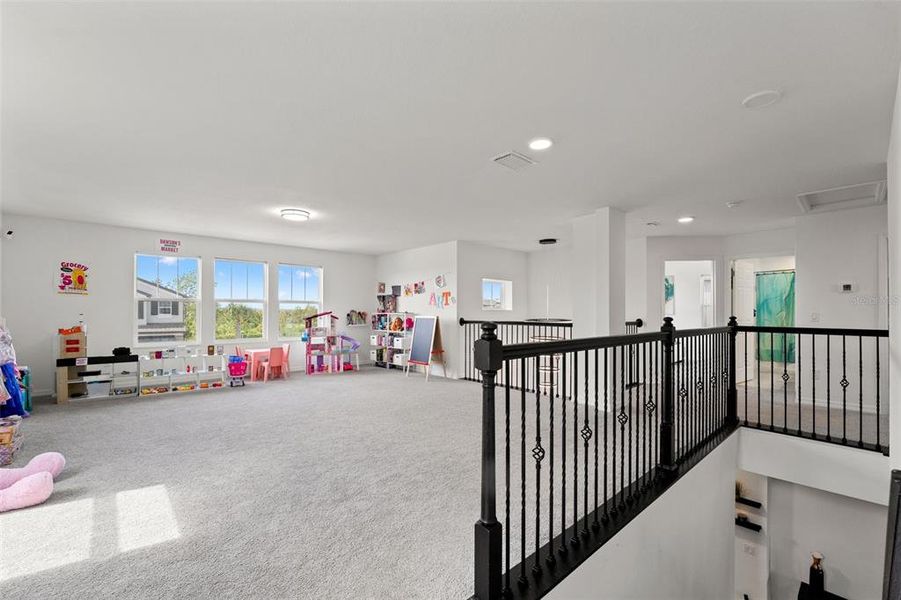 Community amenities in , Wesley Chapel (Image 37).